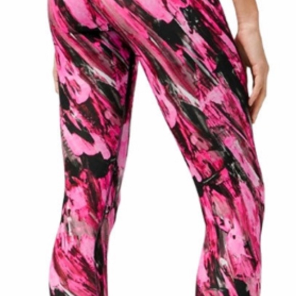 Lululemon wunder train hr tight 25” - Picture 4 of 10